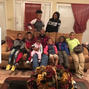 Meet your Posher, Lawrence